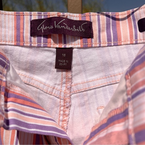⬇️Gloria Vanderbilt NWT Women’s Amanda Capri 18 Color Ribbon Pink/Screen Stripe - Picture 11 of 14